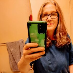 Meet your Posher, Lori